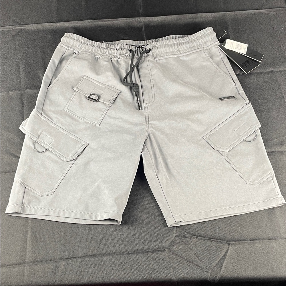 Men's Gray Cargo Shorts Tech shorts 9 inch inseam carbon grey large 6 pockets